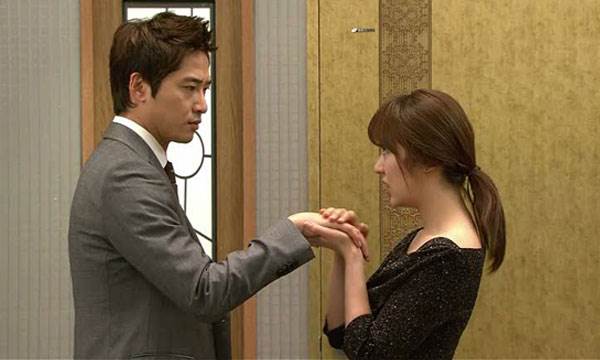 Giả vờ bị vô sinh để thử lòng vợ mới cưới, ai ngờ cô ấy còn tiết lộ cho tôi một bí mật còn khủng khiếp hơn...