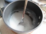 Chuẩn bị 1 hộp sữa chua và làm theo cách này, da mặt sẽ trắng sáng chỉ sau 1 đêm để bạn thoải mái đi chơi 20/10
