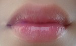Hai cách CỰC HIỆU QUẢ để viền môi và khóe miệng hết thâm chỉ trong nháy mắt