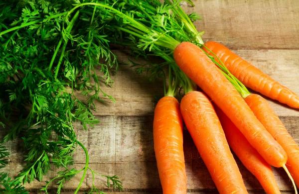 4 công thức giúp bạn đánh bật mụn bọc xấu xí trong 1 tuần