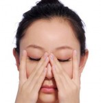 Mát xa động tác này buổi sáng, nếp nhăn như bà già biến mất tức thì