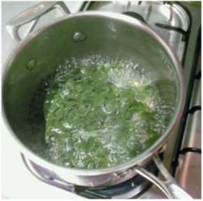 Tống cổ 7kg mỡ trong 15 ngày, chỉ bằng uống nước rau mùi