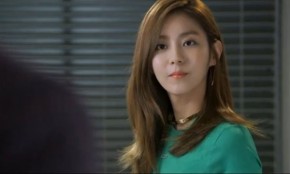 Đang chấp chới "lên đỉnh" cuộc ái ân, chuông điện thoại đổ dồn, tôi chết điếng khi thấy...