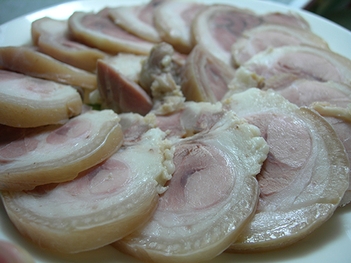 Không cần phẫu thuật, chỉ cần ăn 4 món này ngực sẽ khủng chẳng kém gì đi bơm