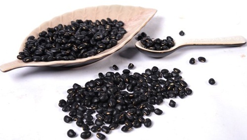 Ly nước thần giúp bà mẹ trẻ giảm 3kg/tuần và da dẻ cứ mướt mịn như gái 18