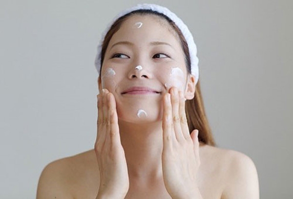 Tuyệt chiêu chăm sóc da hoàn hảo trong ngày "đèn đỏ" ghé thăm