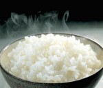 Trắng da, sạch mụn chỉ bằng cơm nóng