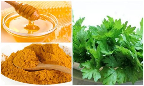 Môi thâm xì bẩm sinh hay dùng quá nhiều son chứa chì cũng hồng hào, căng mọng y vừa đi xăm chỉ nhờ chà 1 nắm rau mùi giã nát