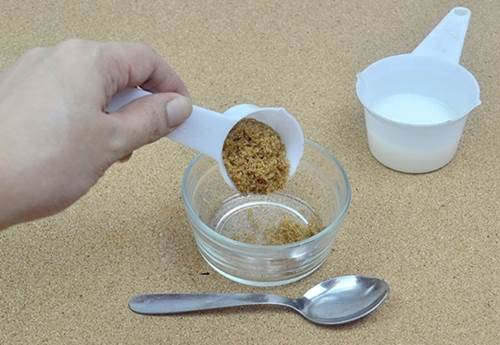 1 thìa đường + 1 thìa muối: Công thức trị hôi miệng lâu năm, cao răng cứng như vôi cũng bật ra từng mảng trắng lên mỗi ngày