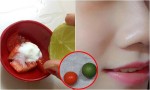 Cho vài giọt nước cốt chanh vào chén cà chua rồi chà lên mặt, da căng mịn như em bé, xóa mờ mọi vết thâm chỉ sau 15 phút