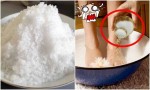 Thả 1 nhúm muối nhỏ vào chậu nước để ngâm chân mỗi ngày, cô nàng hốt hoảng vì đầu tuần 50kg đến cuối tuần chỉ còn 45kg