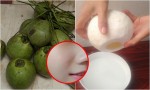 Không chỉ để uống, nước dừa còn có thể thoa lên mặt giúp da trắng nõn mà không cần bôi kem dưỡng
