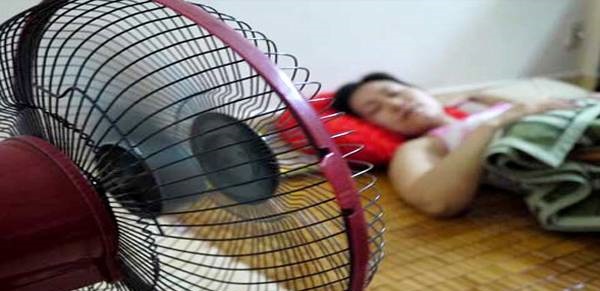 Quạt máy - Kẻ giết người thầm lặng trong phòng ngủ, ít ai biết