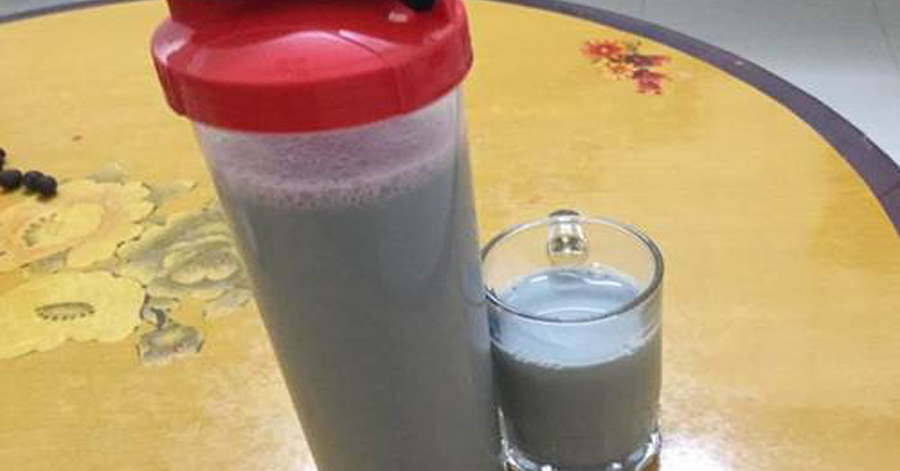 Uống 1 ly nước đậu này mỗi sáng, da trắng hồng, mịn màng chẳng cần bôi kem