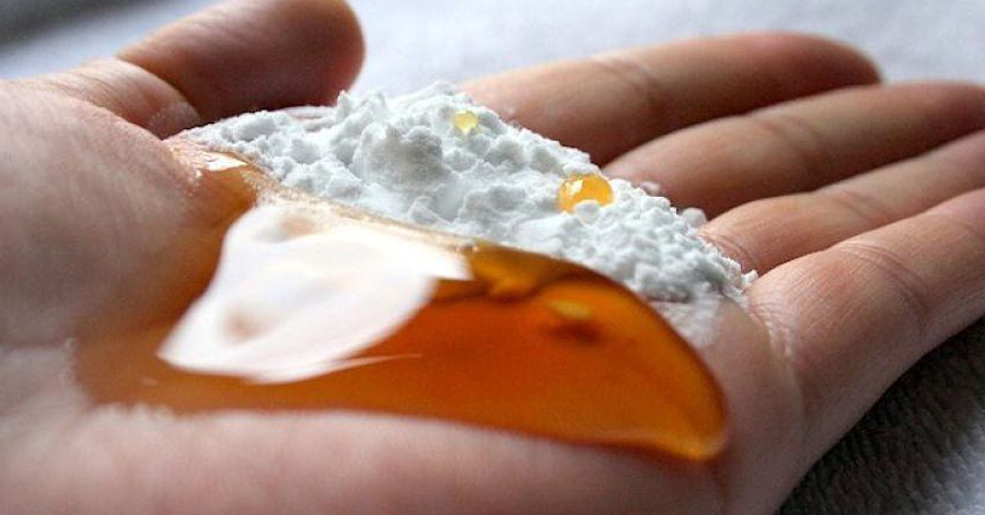 Mặt nạ dưỡng da mùa hè bạn nên thử từ baking soda và mật ong