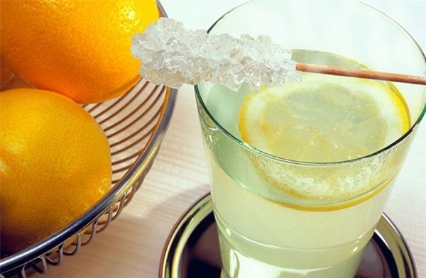 Mặt nạ trắng da cấp tốc từ chanh và phèn chua mọi cô nàng cần biết