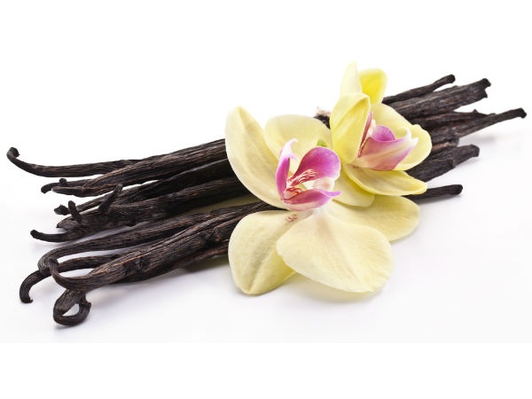 Tự tay làm xịt khoáng thiên nhiên giúp da bóng khỏe suốt cả ngày