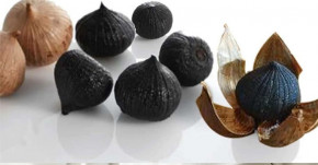 Chỉ bạn cách làm “thần dược” tỏi đen bằng nồi cơm điện vừa có lợi cho sức khỏe lại giúp làn da đẹp rạng rỡ