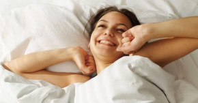 Thực hiện đều đặn 3 điều này, bạn sẽ trẻ lâu và tràn đầy sức sống hơn