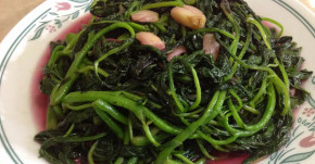 Nếu mắc chứng tóc rụng mãi không ngừng thì hãy luộc ngay loại rau này ăn hàng ngày để tóc chắc khỏe