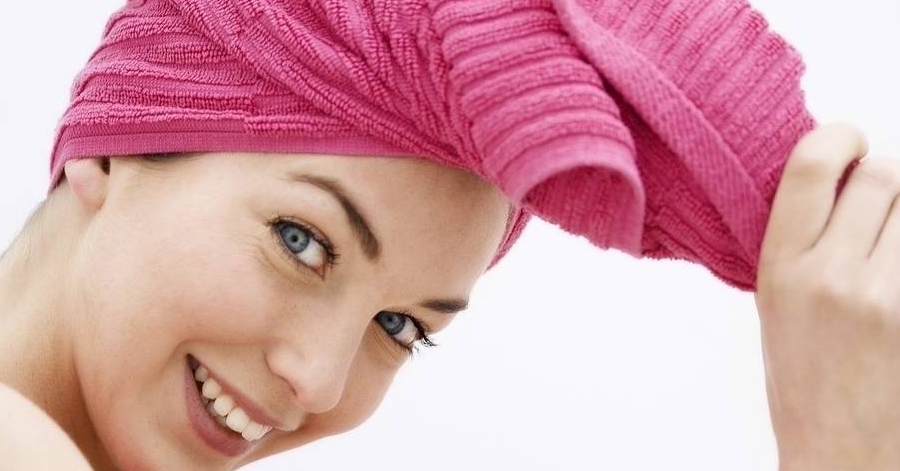 Đắp mặt nạ này một lần, tóc khô xơ như rơm cũng mượt mà óng ả