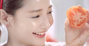 Chà 1 lát cà chua lên mặt trong 3 phút, mẹo hay khiến hàng triệu người làm theo