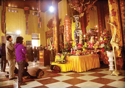 Những điều nên làm trong tháng cô hồn để luôn may mắn, bình an suốt tháng