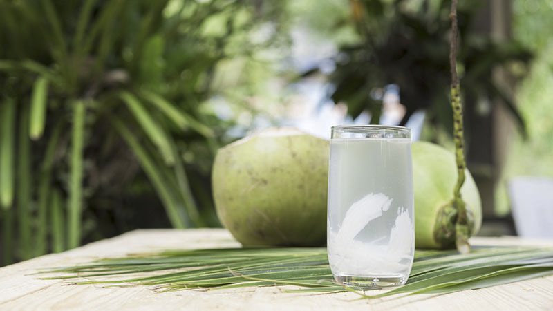 Uống nước dừa liên tục trong 7 ngày và cái kết không thể ngọt ngào hơn
