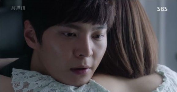 Ở nhà thứ 7 tạo bất ngờ cho vợ nào ngờ lại bật khóc vì thương cô ấy thật nhiều!