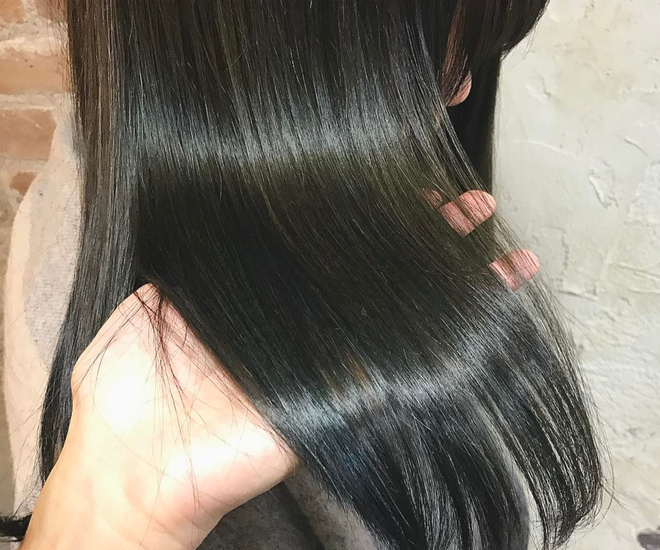 Nếu đang có thói quen rửa tay xong rồi sờ lên tóc thì bạn phải bỏ ngay đi!