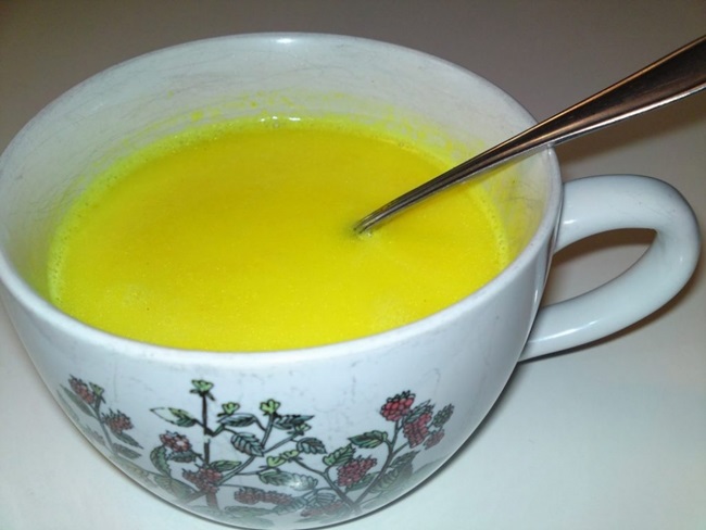 Giảm 7kg trong 7 ngày nhờ pha tinh nghệ với thứ này đem uống