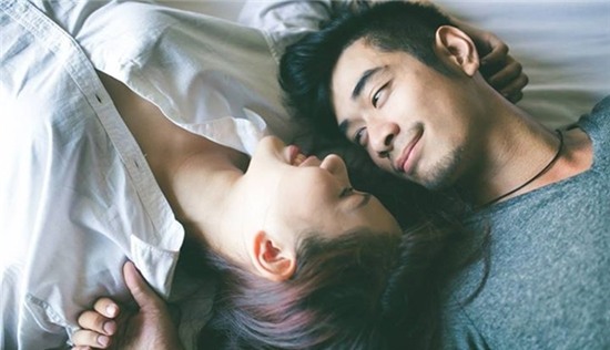 Chồng mà không giữ vợ thì "cơm nguội" cũng bị người khác cuỗm mất đấy nhé!