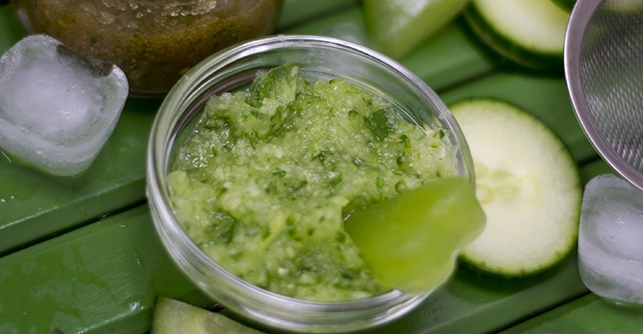 Chà hỗn hợp này lên mặt – da trắng mịn và không bao giờ lo nổi mụn