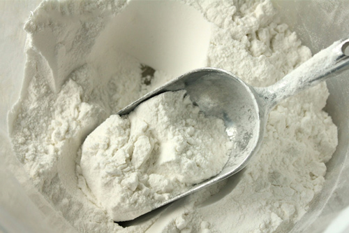 Chỉ với 2 thìa bột gạo, da nám đen cũng trắng mịn chỉ sau 1 tháng