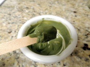 Sạch bong cả nám, tàn nhang nhờ 2 công thức độc đáo từ 1 nắm lá trầu không