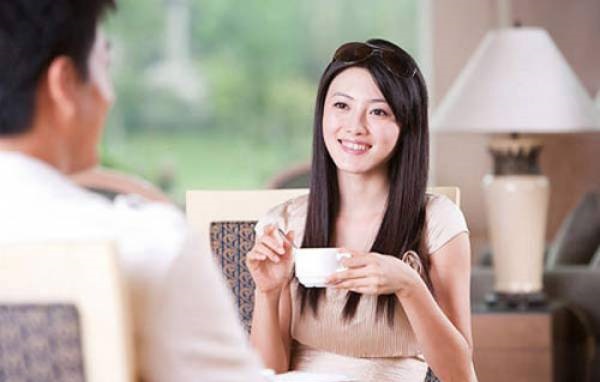 Vợ ơi, em đẹp thì đẹp, bớt bớt lẳng lơ nữa cho anh nhờ…