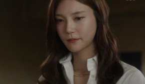 Đòn trừng phạt dành cho gã chồng dùng mưu kế bẩn để tiện bề ngoại tình với cô hàng xóm