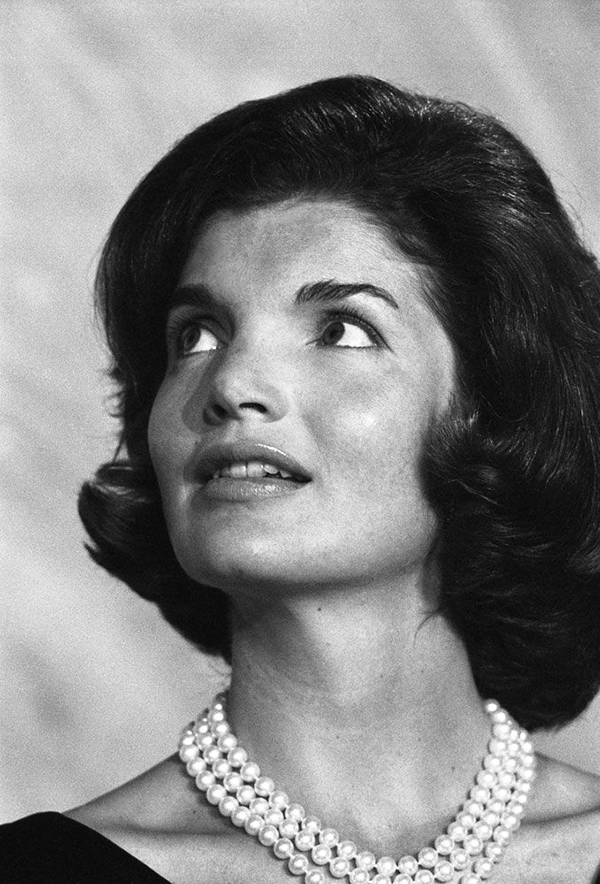 8 lời khuyên làm đẹp ’để đời’ của cựu Đệ nhất phu nhân Jackie Kennedy