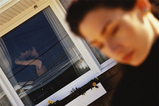 &rsquo;Anh dám phản bội cuộc hôn nhân 10 năm thì tôi cũng có quyền khiến anh phải hối hận&rsquo;