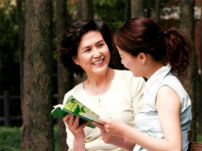 Những tuyệt chiêu cho các nàng dâu để mẹ chồng yêu chiều như con gái