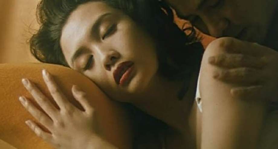 NGƯỜI ĐÀN BÀ "NGHẼN" YÊU