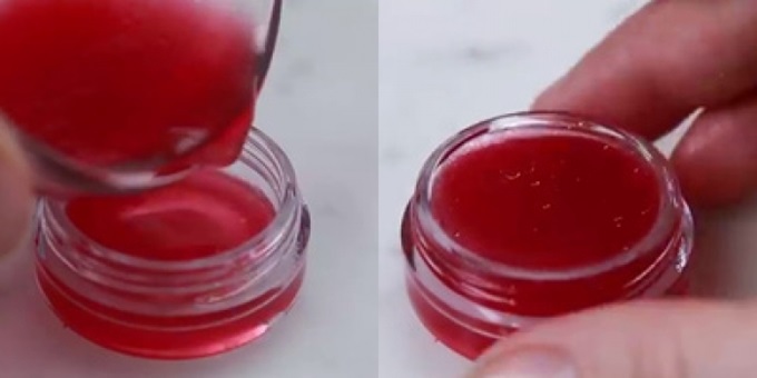 Lấy dầu gấc làm son, cả năm môi luôn ĐỎ HỒNG, CĂNG MỌNG mà chẳng lo nhiễm chì thâm môi