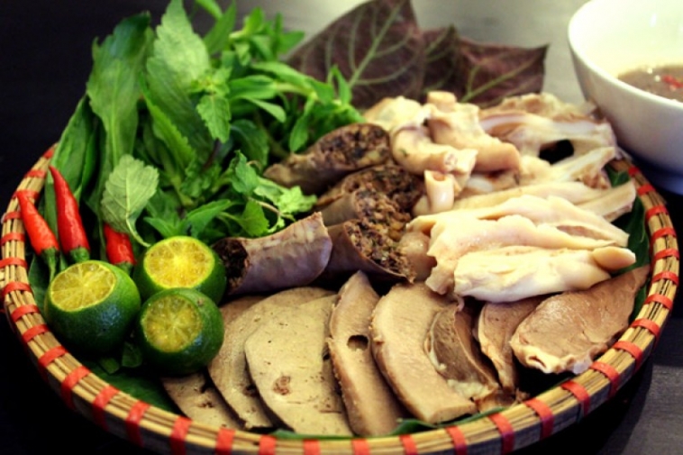 Vợ chồng trẻ muốn có con sớm nên tránh xa 10 loại thực phẩm giảm khả năng thụ thai dưới đây