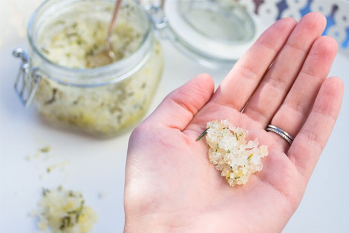 Răng trắng như bọc sứ, sâu răng sẽ tự khắc khỏi, hôi miệng kinh niên cũng hết chỉ với nguyên liệu chưa tới 5 ngàn đồng