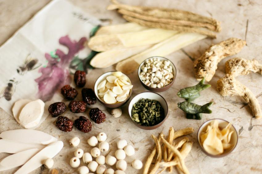 Mặt nạ thuốc Bắc – Cơn sốt làm trắng da đang được áp dụng nhiều nhất hiện nay