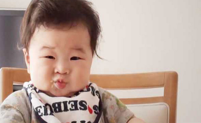 Các mẹ sau sinh mới đi làm cần nhớ những điều này để con không bị hụt cân, đau ốm