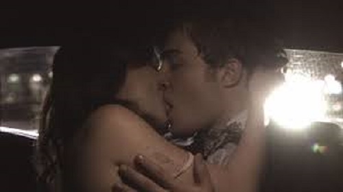 Chỉ 5 câu nói này đủ kích thích và khiến chàng không cưỡng nổi khi "yêu", không thử thì quá dại các chị ạ!