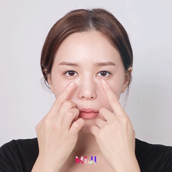 3 Bài Tập Yoga “Cứu Tinh” Cho Đôi Mắt Tinh Anh