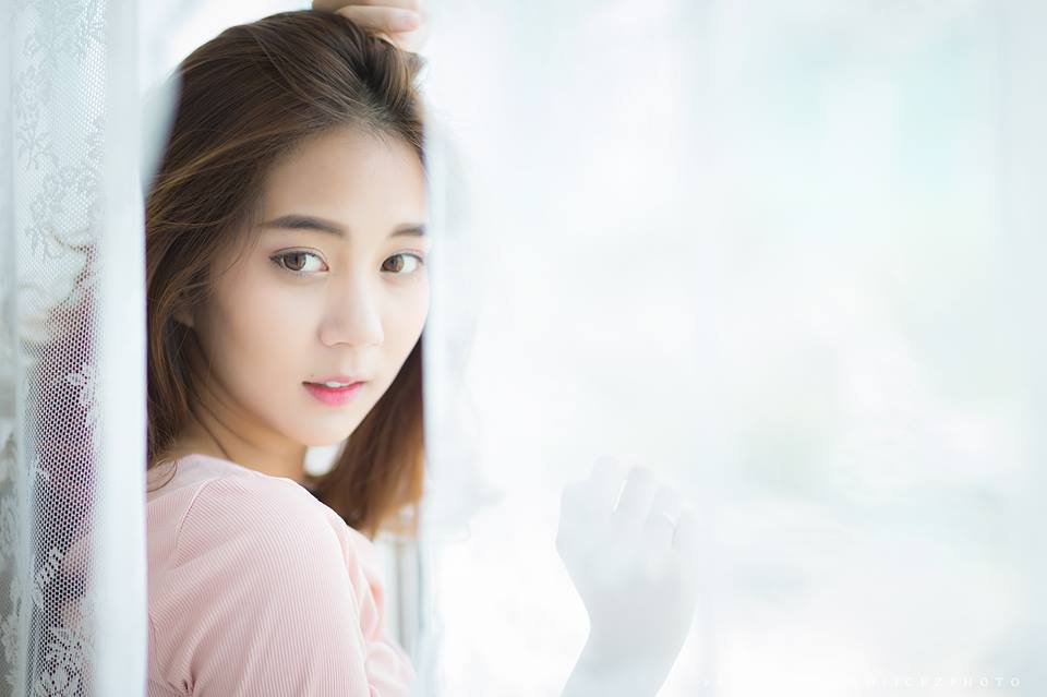 LÀ PHỤ NỮ, HÃY YÊU BẢN THÂN VÀ HỌC CÁCH KIẾM TIỀN