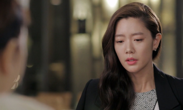 Biết bồ của chồng mới sinh con, vợ đến thẳng nhà trọ nhưng không hề đánh ghen. Cô bình thản bảo: ‘Cho chị đón con anh ấy về nuôi’